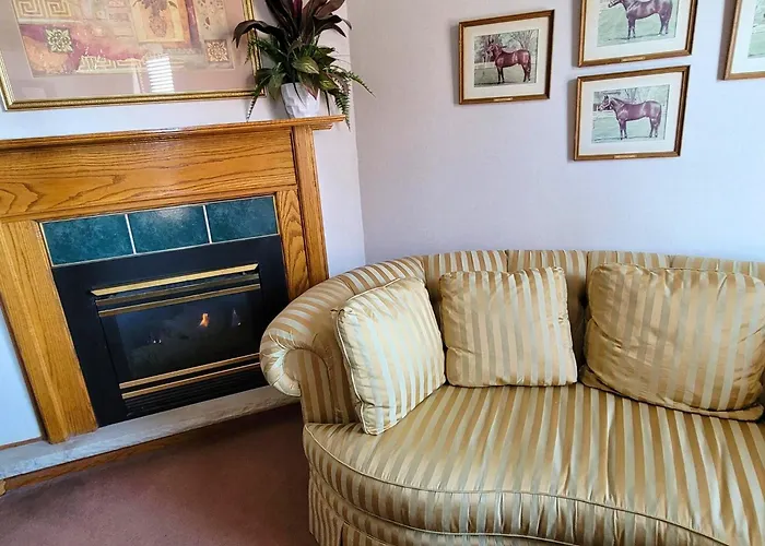 Altland House Inn & Suites