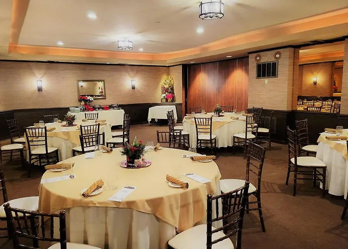 Altland House Inn & Suites