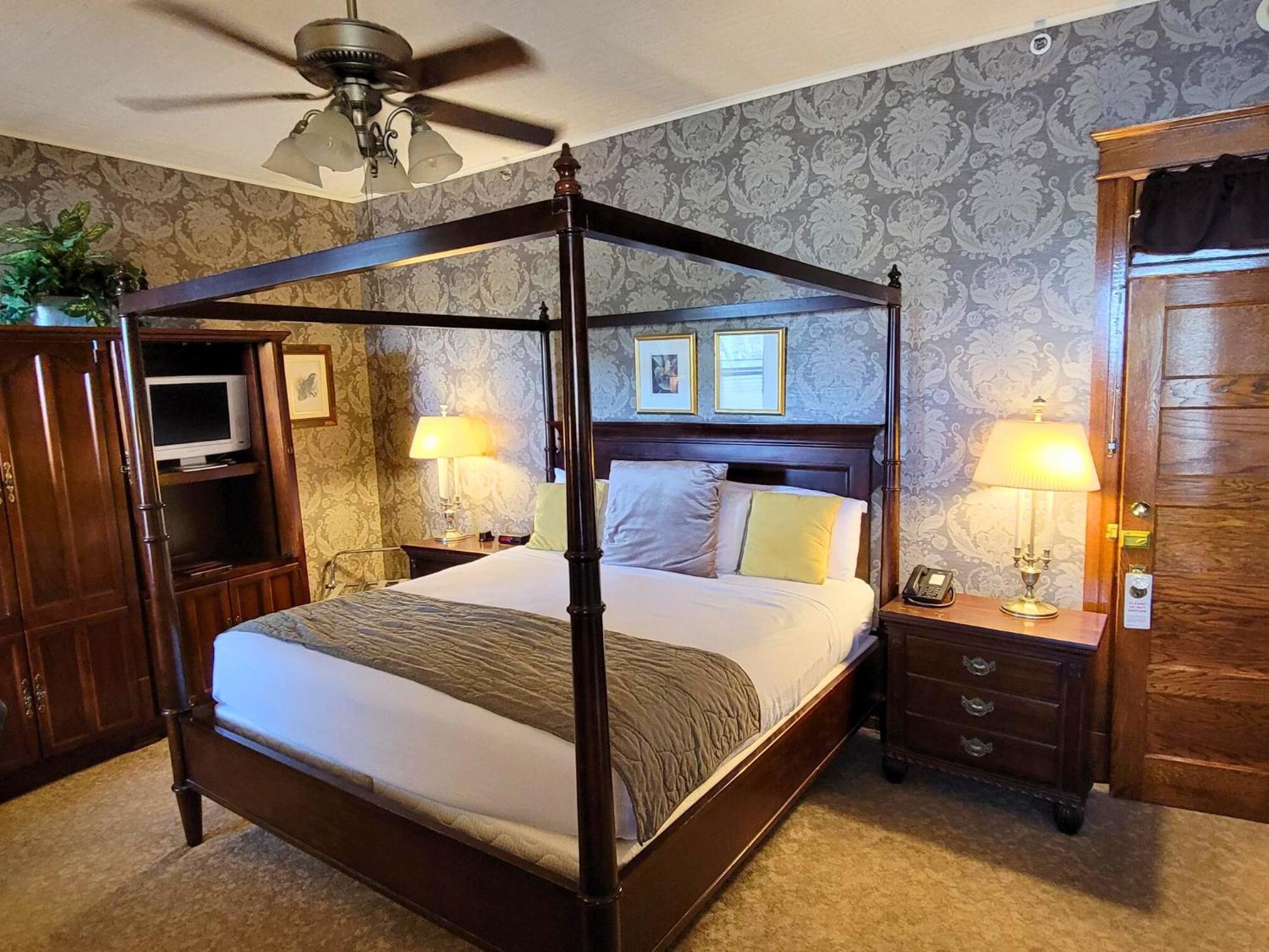 Inn Altland House & 3*